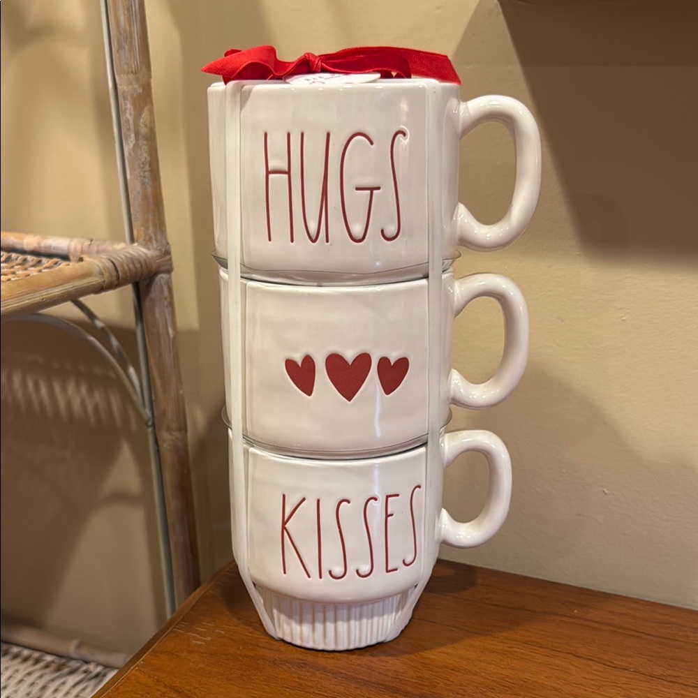 Rae Dunn Hugs & Kisses Stacking Mugs -‎ White/Red